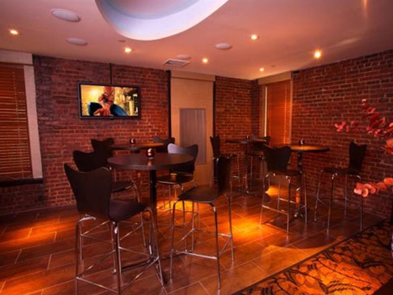 Auberge de jeunesse Broadway & *