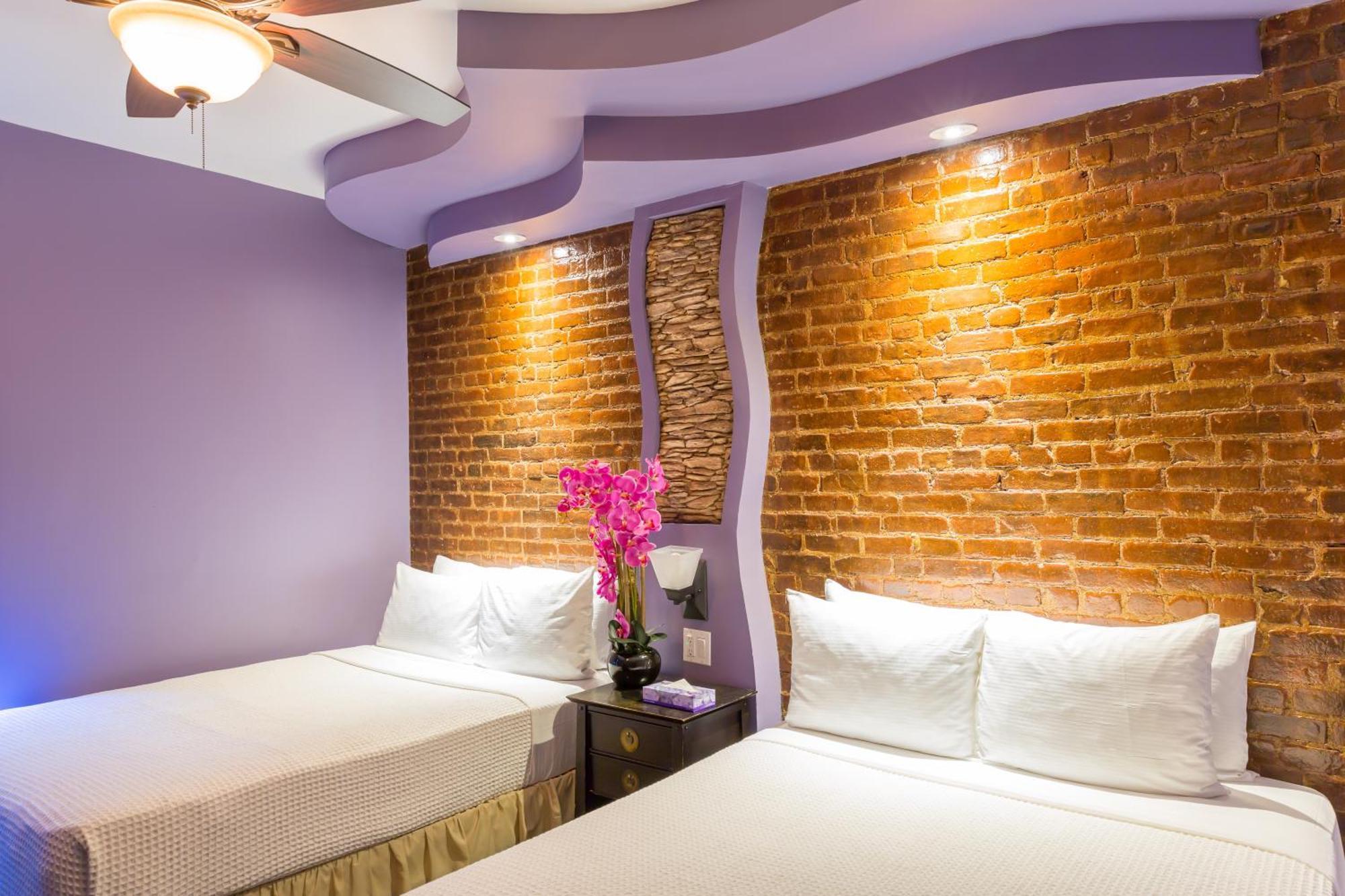 Auberge de jeunesse Broadway & *